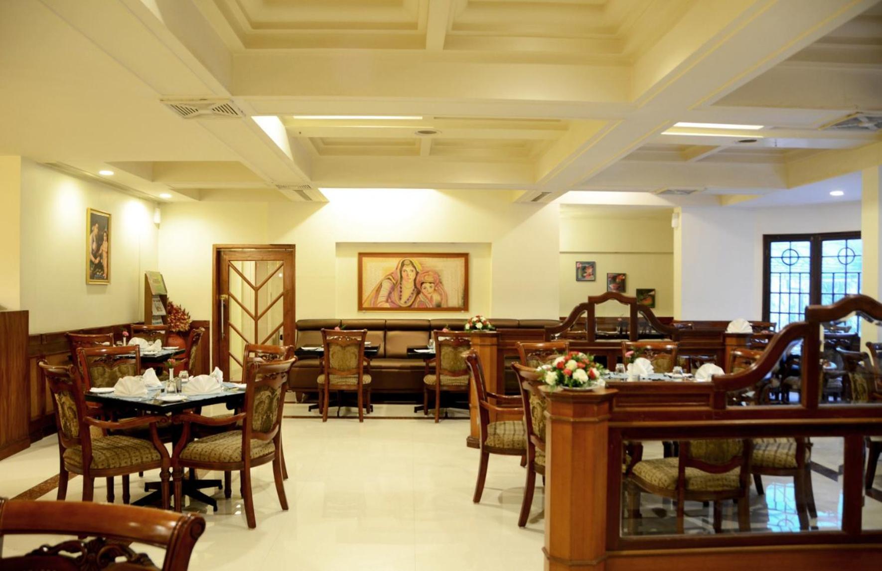 Presidency Kochi City Centre Εξωτερικό φωτογραφία