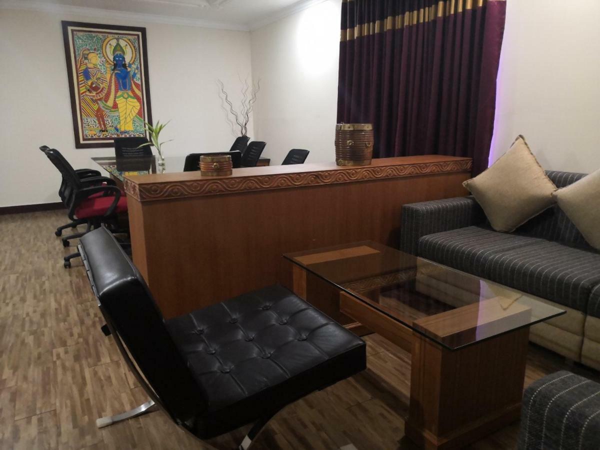 Presidency Kochi City Centre Εξωτερικό φωτογραφία